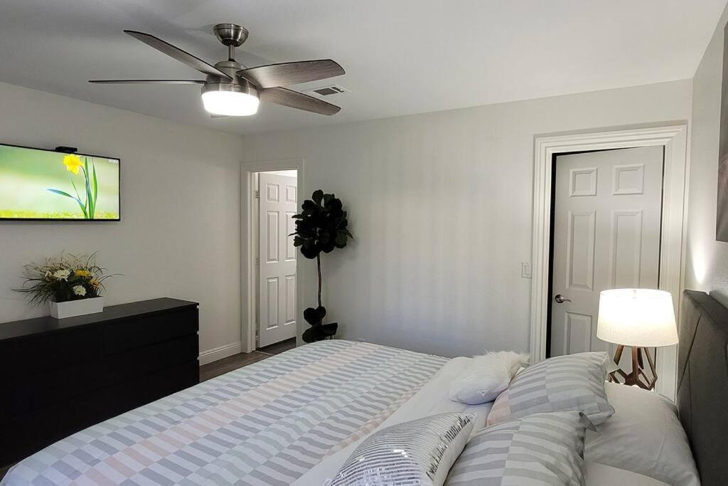 L - Fully remodeled&professionally decorated Las Vegas Esterno foto