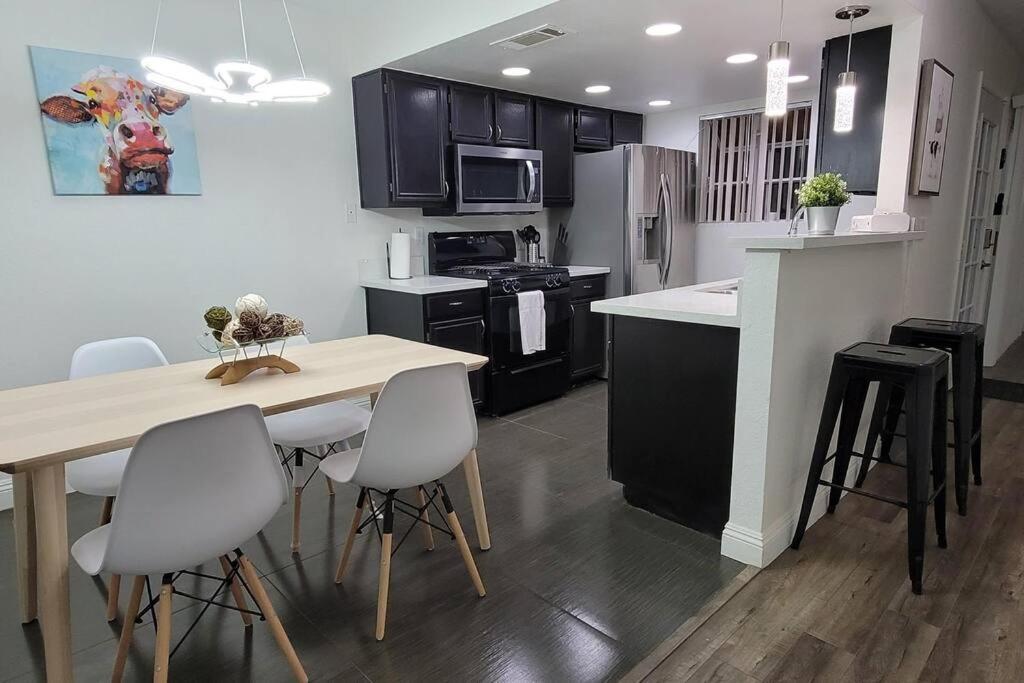 L - Fully remodeled&professionally decorated Las Vegas Esterno foto